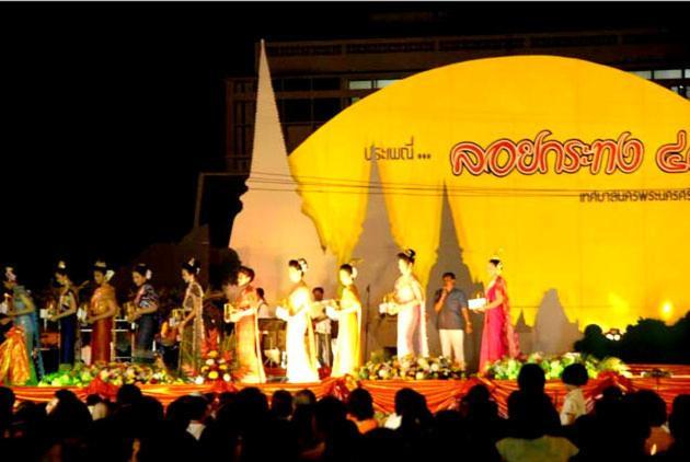 Somjai Place Ayutthaya Exterior foto